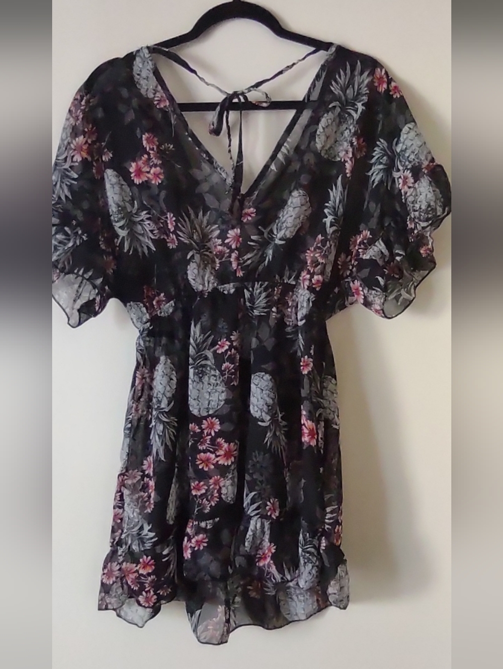 Miken Swim Floral Print Black V-Neck Women's Swimsuit Cover Top M